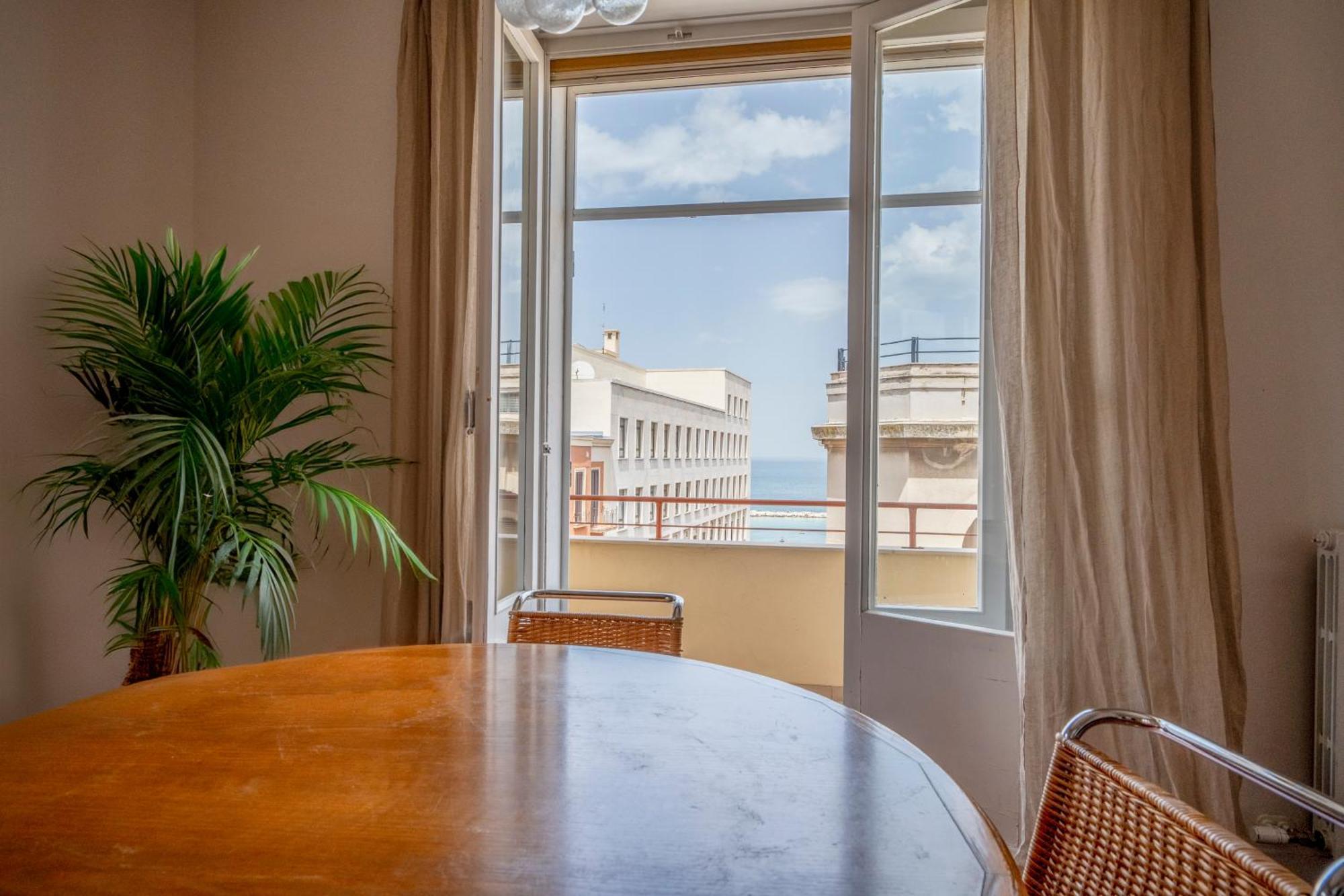 Casa Bonaive, Ampio Trilocale Vista Mare Apartment Bari Ngoại thất bức ảnh