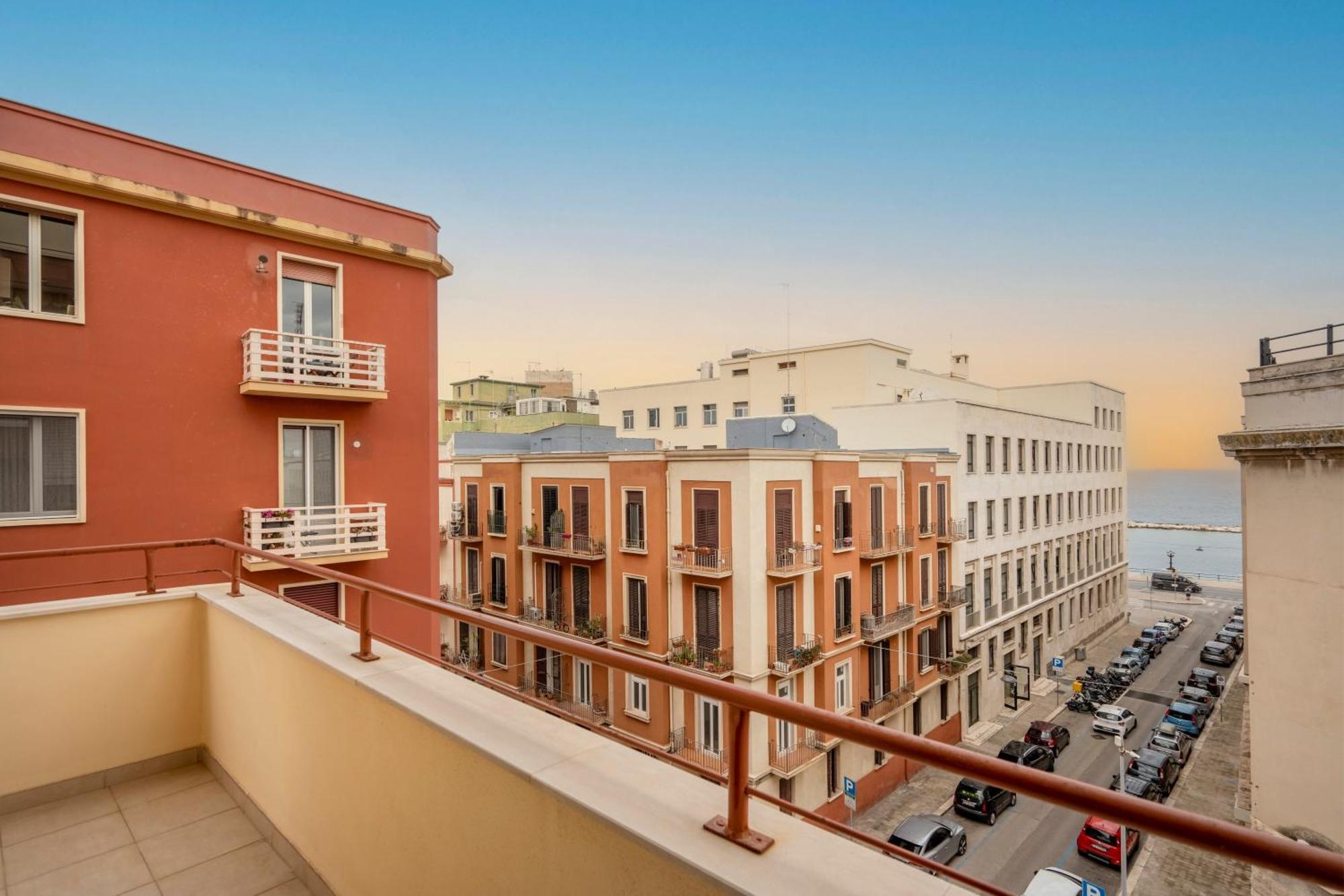 Casa Bonaive, Ampio Trilocale Vista Mare Apartment Bari Ngoại thất bức ảnh